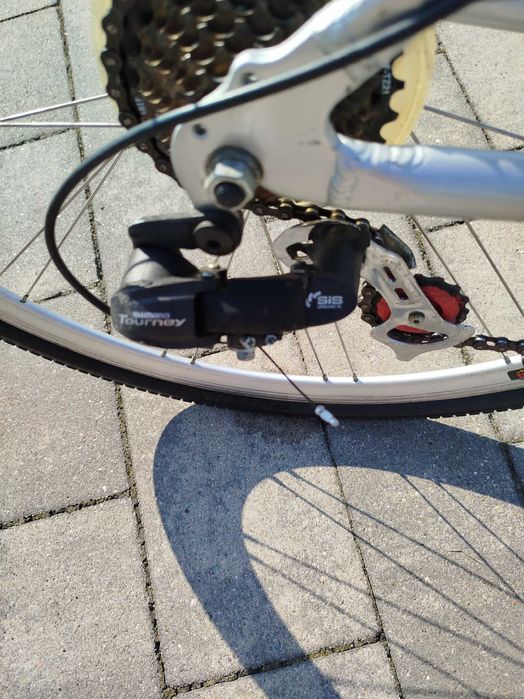 Schwinn Trailway 21‑speed Hybrid / Gravel / Commuter