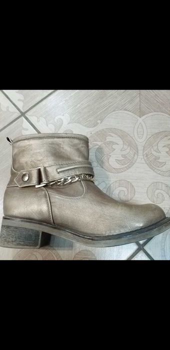 Сапожки демисезонные 37р.Стелька 24см.