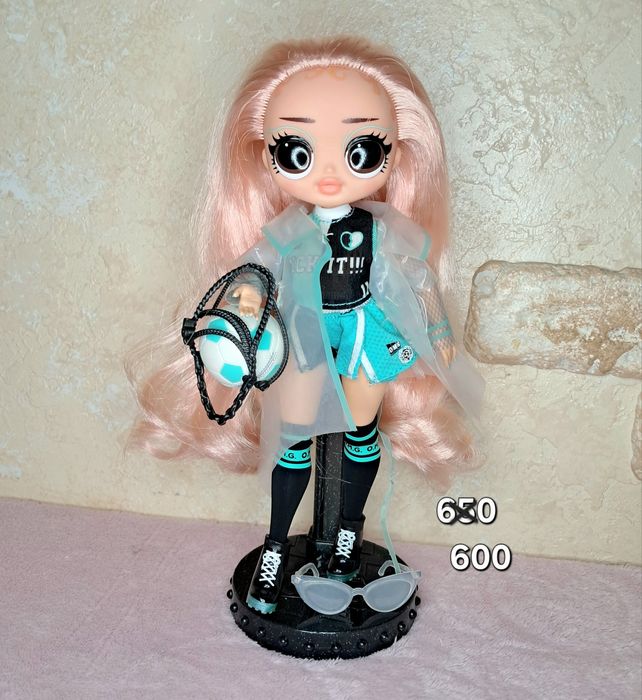 Лялечки LOL OMG MGA в стані нових
