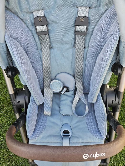 Cybex balios S Lux model 2023