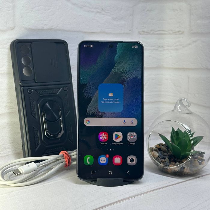 Продам телефон Samsung S21 FE 5G 6/128Gb NFC в гарному стані