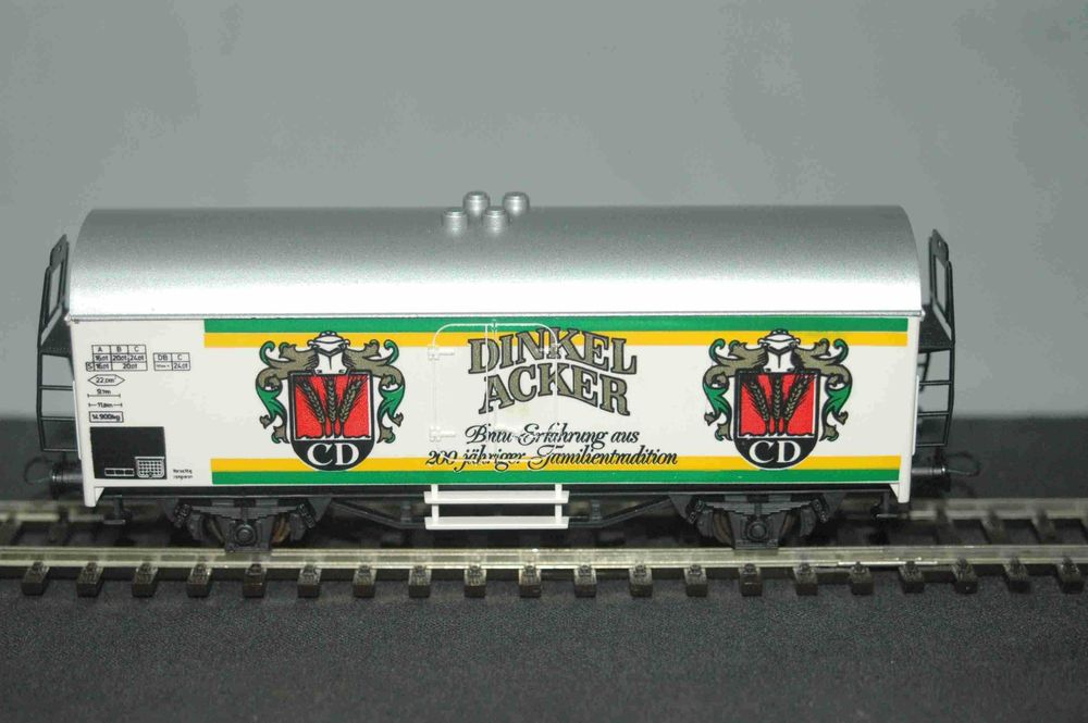 Vagão fechado (DINKEL) ROCO HO