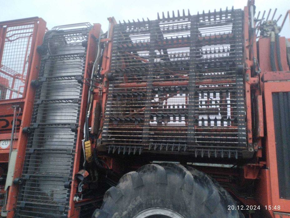 Бурякозбиральний комбайн Holmer T2