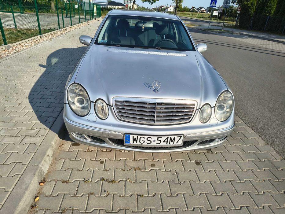 Sprzedam Mercedes Benz 270 E klasa