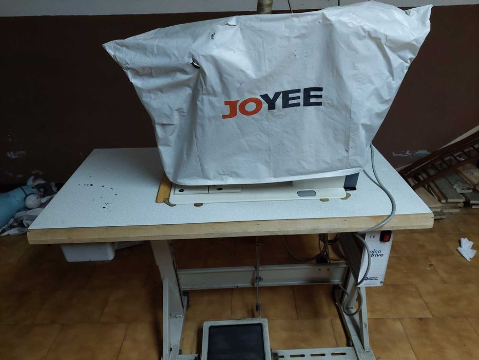 Maquina de gaspear calçado