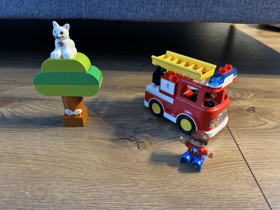 LEGO DUPLO 10901  Wóz strażacki