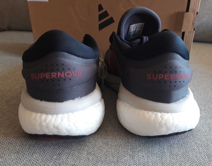 Sapatilhas de corrida, running ADIDAS - Artigo NOVO.