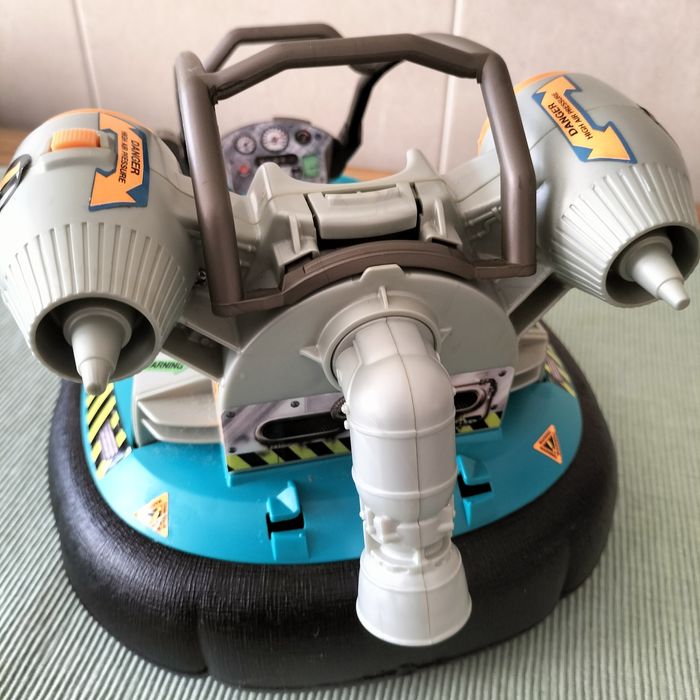 Hovercraft Action Man brinquedo impecável e completo