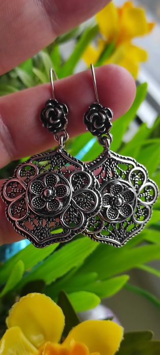 Kolczyki rzeźbione vintage