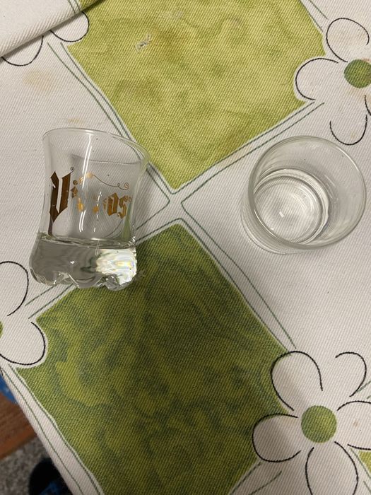 2 shot glasses64738882076545120