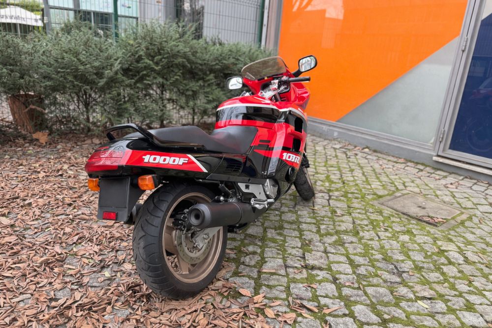 Honda CBR1000F 1991