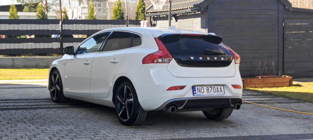 Piękne Volvo V40 r desing