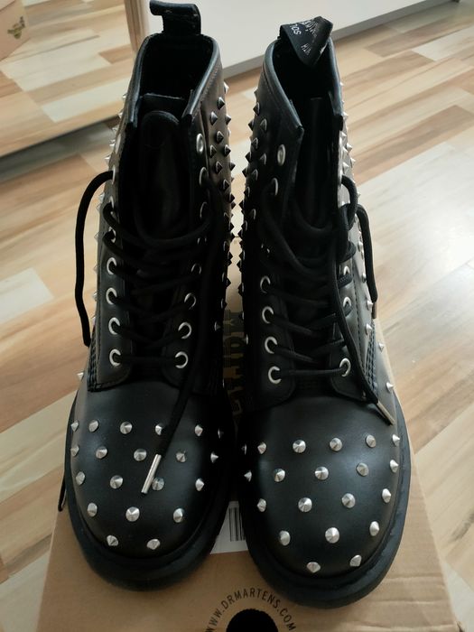 Dr Martens Stud rozm. 40 NOWE ćwieki