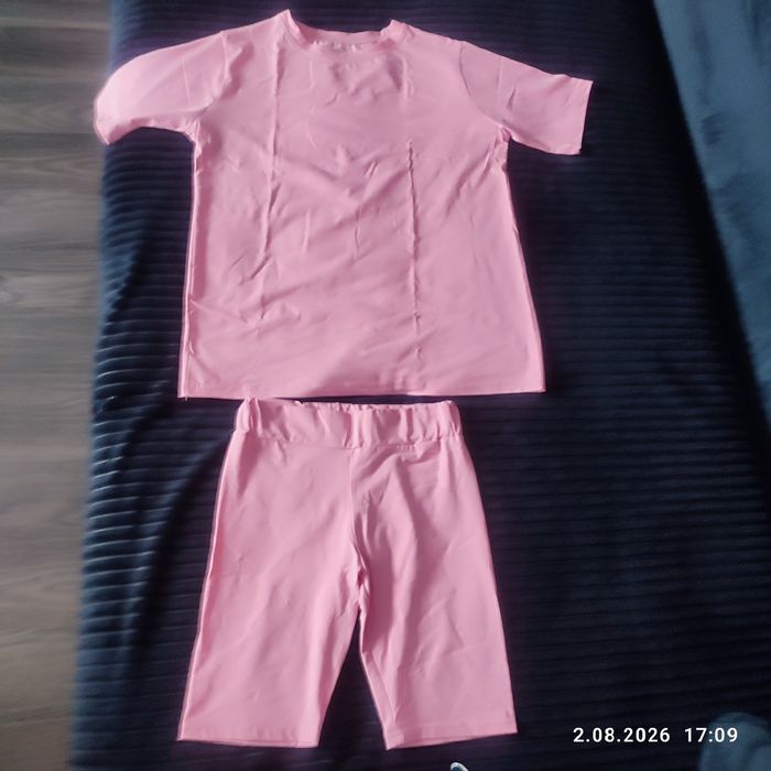 Komplet damski bawełniany t-shirt i legginsy nowy