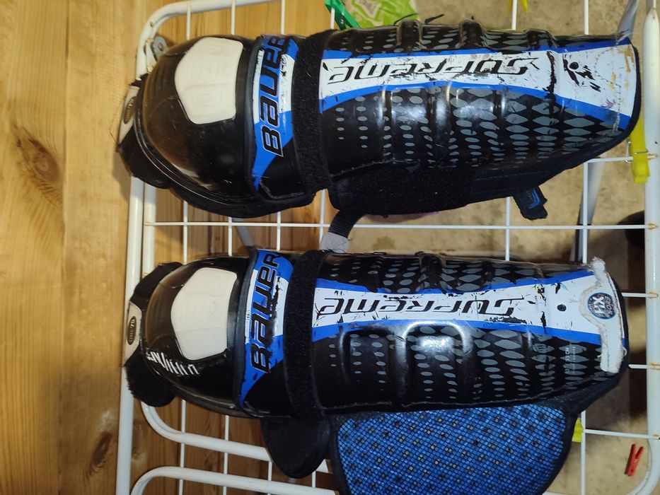 нагрудник, шорты, гетры, налокотники, наколенники, полевые и вратарски