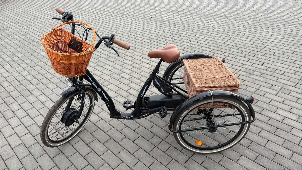 Rower elektryczny trójkołowy dla seniora JAK NOWY Sewilla. Kosze zakupowe.