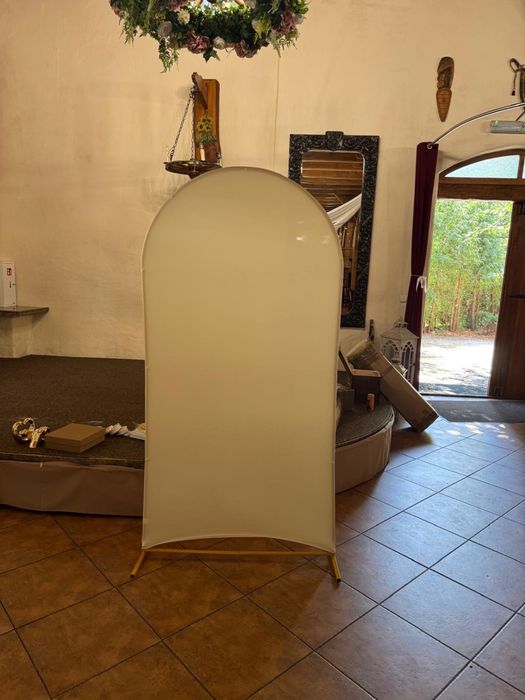 Łuk weselny z materiałem