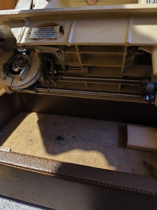 Sprzedam 3 maszyny do szycia