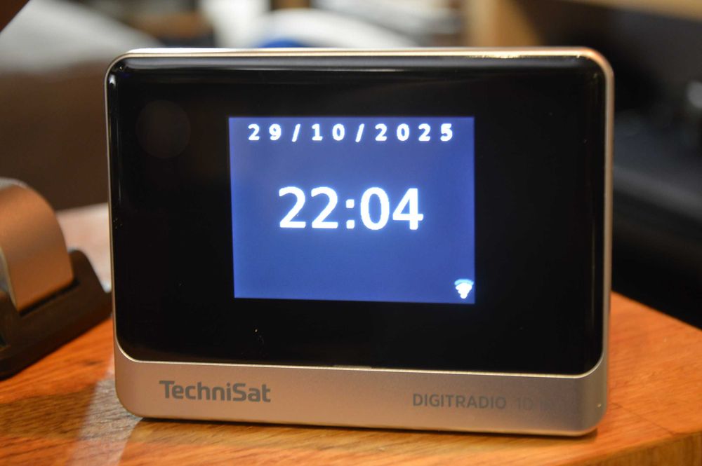 Radio sieciowe DAB+, FM, internetowe TechniSat Digitradio 10 IR