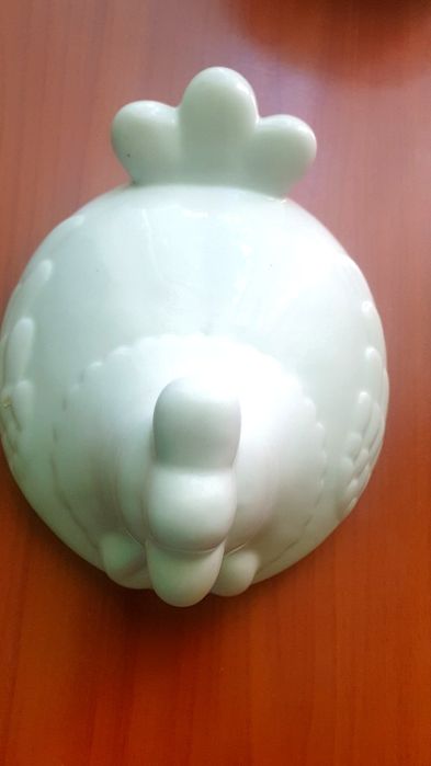 Kura ceramiczna otwierana