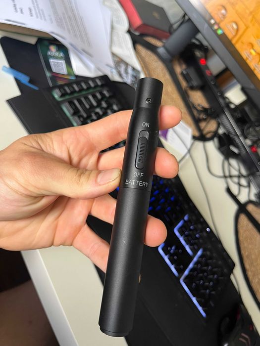 Zasilany bateryjnie adapter do mikrofonu