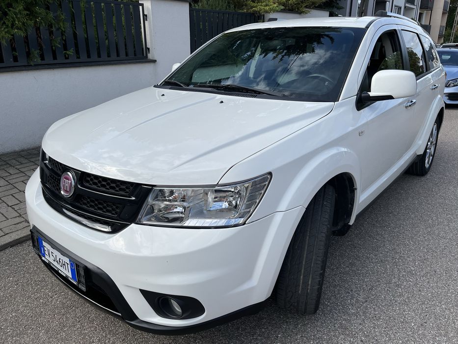 Fiat Freemont 4x4 7miejsc Alpine Kamera Hak po serwisie bezwypadkowy.