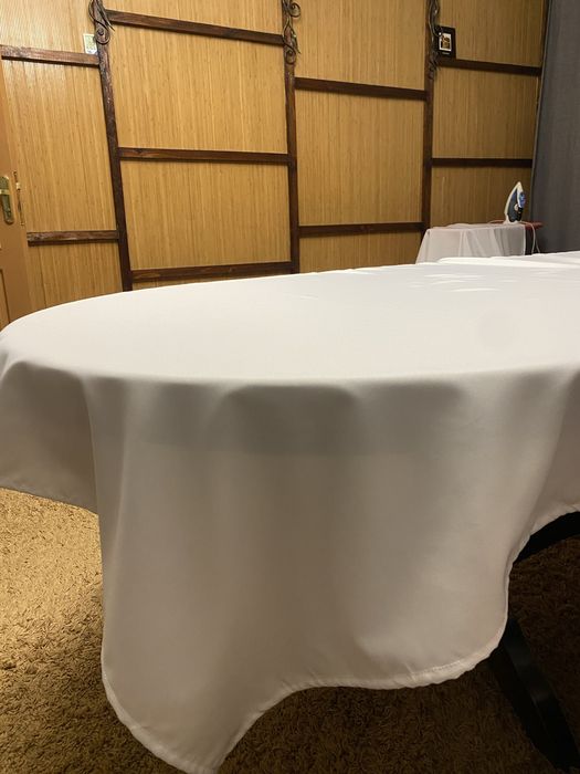 Скатертина біла дешево скатерть