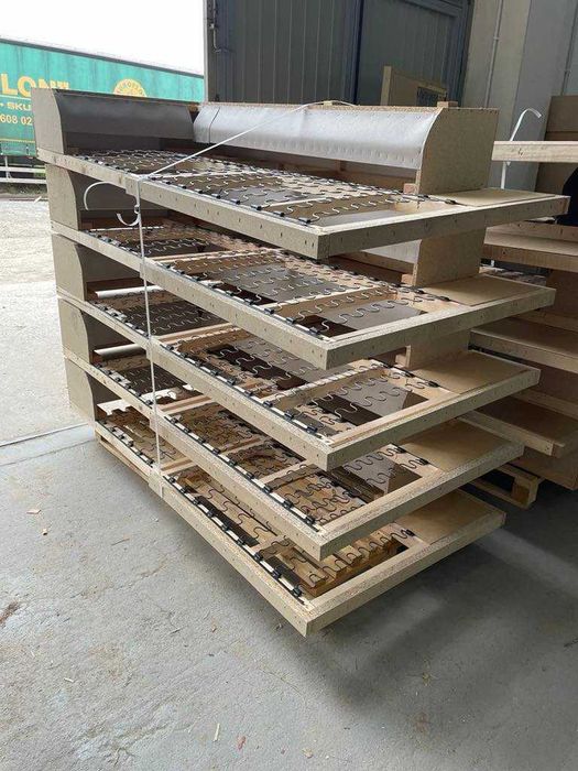 Producent stelaży szuka tapicerni chętnej do wpółpracy