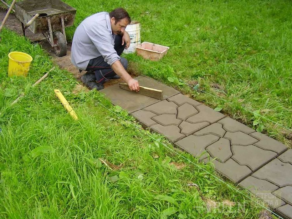 Executamos serviços profissionais de montagem, instalação, colocação, reparação e acabamento de pavimentos, para obras de remodelações e reabilitações