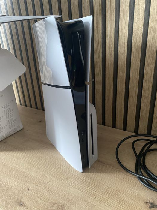 Ps5 SLIM в ідеалі з диском GTA5 (обмін на пк, ігровий ноут)