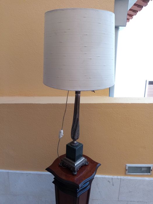 Vintage lamp with marble base64751660728705121