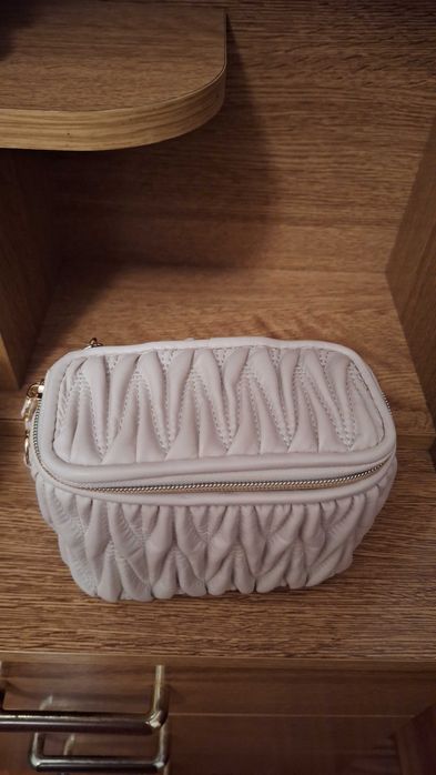 Perfume Soirée + mala - novo