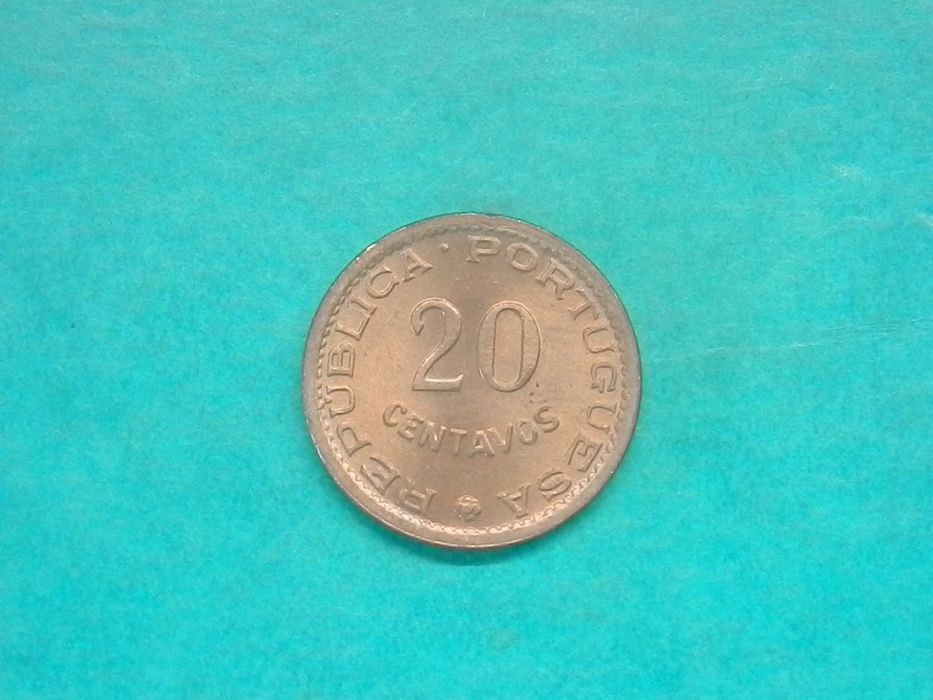 1137 - Moçamb: 20 centavos 1973 bronze, por 2,00