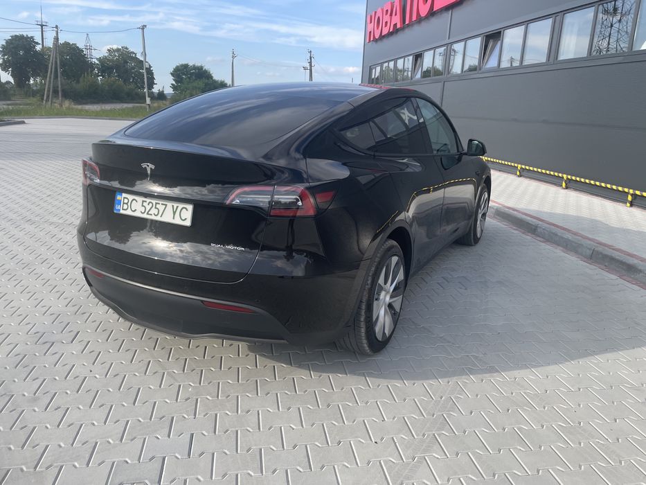 Tesla model Y 2021 тесла модел Y