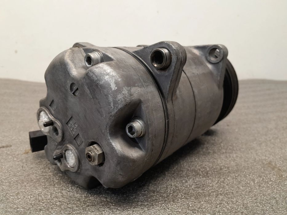 Compressor AC VOLKSWAGEN Golf IV (1J1)