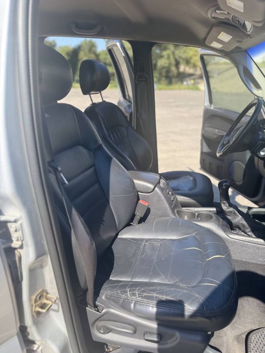 Продаж Jeep Liberty 6000$ для ЗСУ знижка