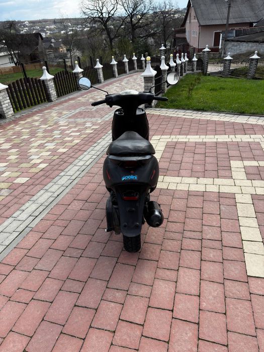 Продам скутер Piaggio zip 100