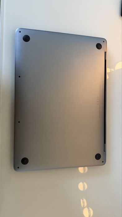 MacBook Pro 13” 2019 – Intel Core i5