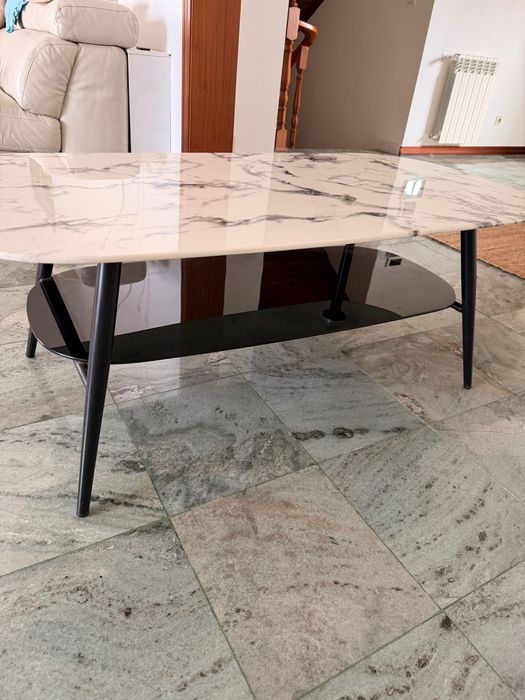 Coffee table stone and glass