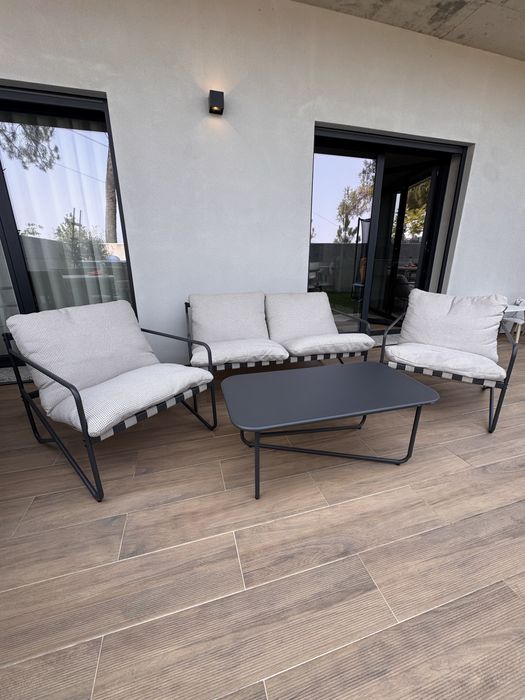 Conjunto Jardim, Sofá + mesa