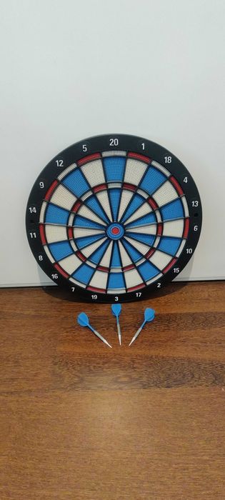 Conjunto de Dardos + Alvo (Board) Carnaveral Plast