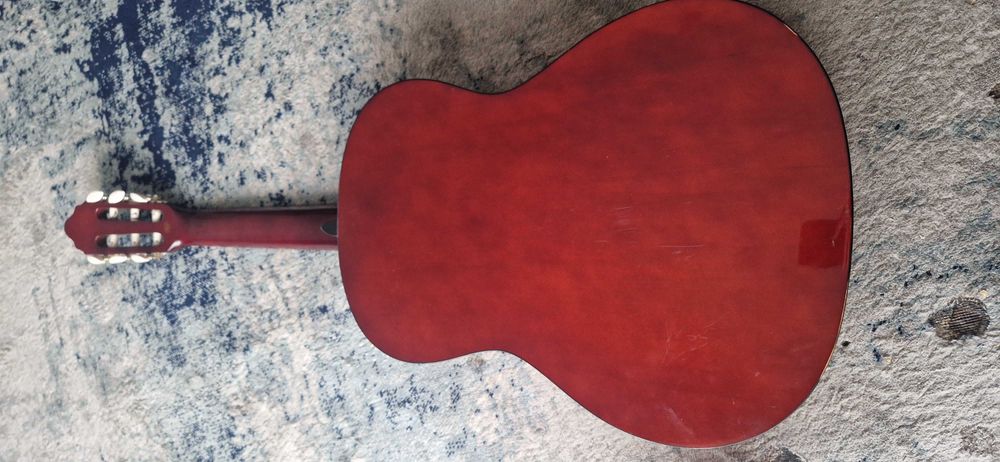 GUITARRA EM óptimas  condições