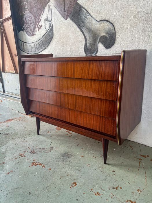 Cómoda vintage midcentury