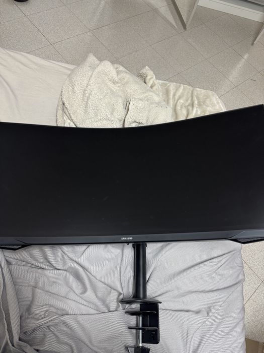Monitor Samsung G5 Ultrawide 34” 165Hz