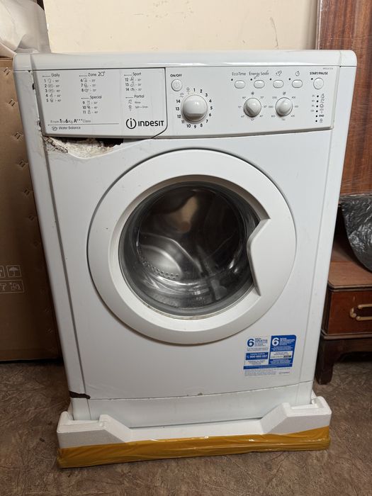 пральна машина indesit model IWSC 61253