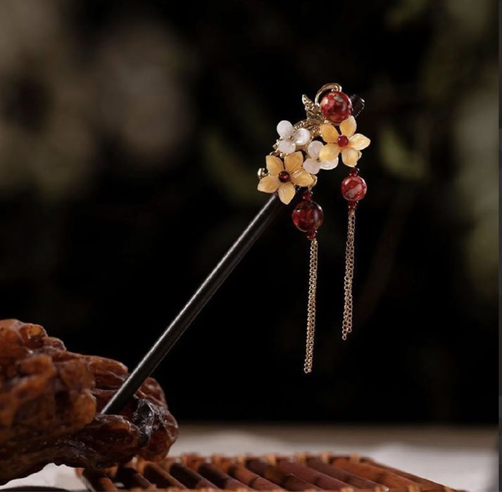 Китайська шпилька паличка для волосся Жовта Червона 18см