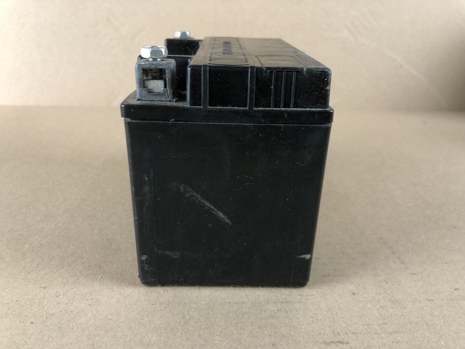 Akumulator Motocyklowy EXIDE ETZ9-BS NON SPILLABLE 0.8A x 5~10Hrs