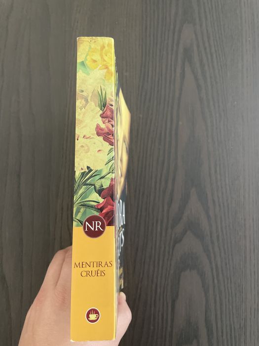 Mentiras Crueis