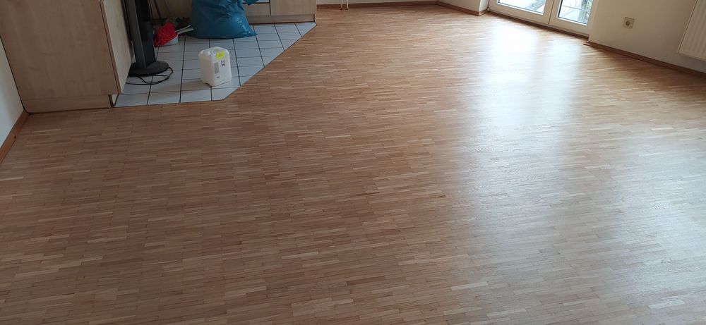 Укладання паркету,ламінату,вінілової підлоги.
