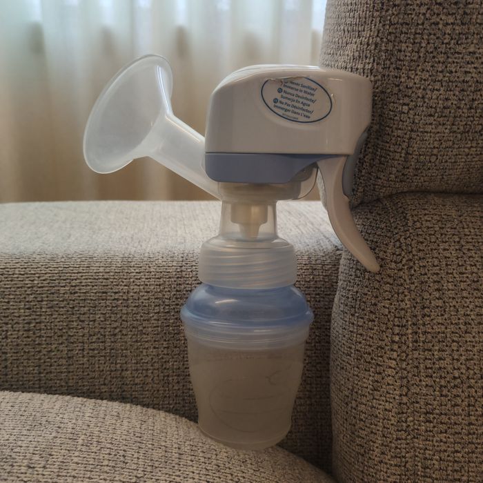 Bomba elétrica para tirar leite da Avent